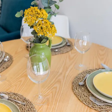 Florit Flats - The