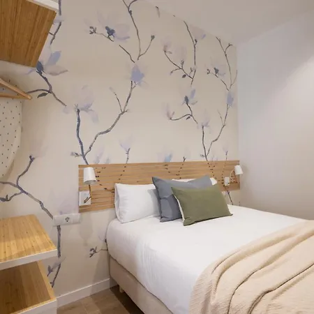 Florit Flats - The Turia Park Lofts - 4 Guests- Ac & Wifi - Near City Centre Valence