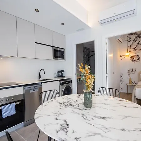 Florit Flats - The Turia Park Lofts - 4 Guests- Ac & Wifi - Near City Centre Apartamento