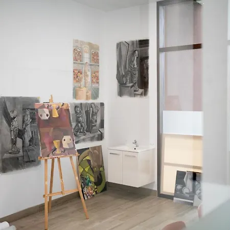 Micampus Avenida Del Puerto - Residencia De Estudiantes * バレンシア