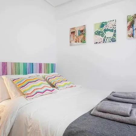 Lejlighed Reus, Lovely Flat Close To Center *