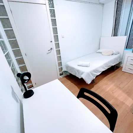 ホームステイ Apartament Encantador バレンシア