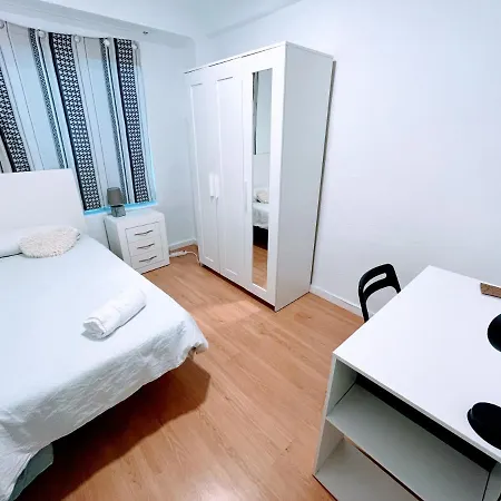 Apartament Encantador Privatunterkunft *