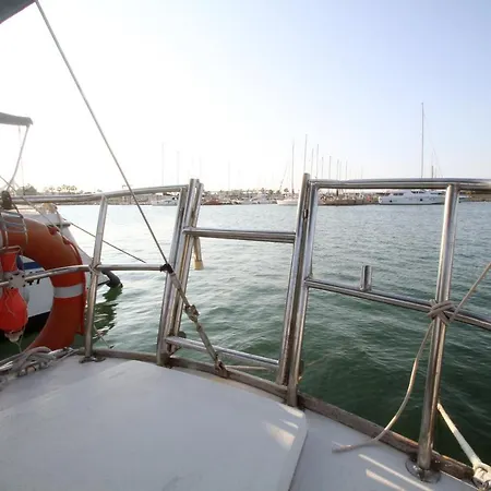 Botel Hospedate En Un Velero En La Marina Sur De Valência