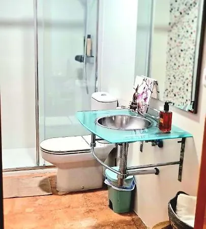 아파트 Mediterraneo By Neohotels-centro 8 Min By Metro 4*