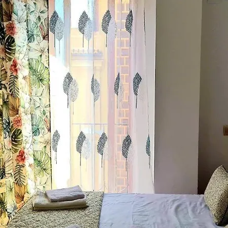 Grand Villa Valencia - 8 min to Center by Metro