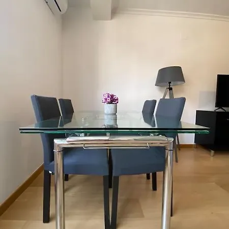 Apartment Executive Style Near Downtwon