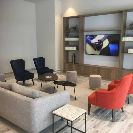 Livensa Living Marina Real Apartment *