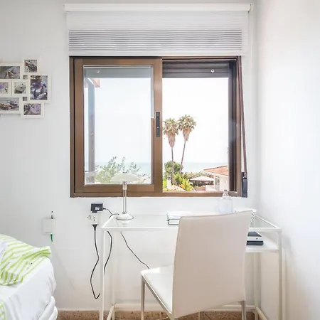 Isola Beachside Valencia