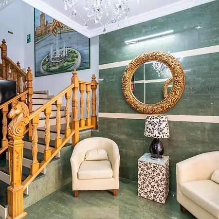 Hostal Rr Feria By Beleret ולנסיה