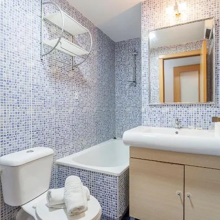 Con Terraza Apartment *