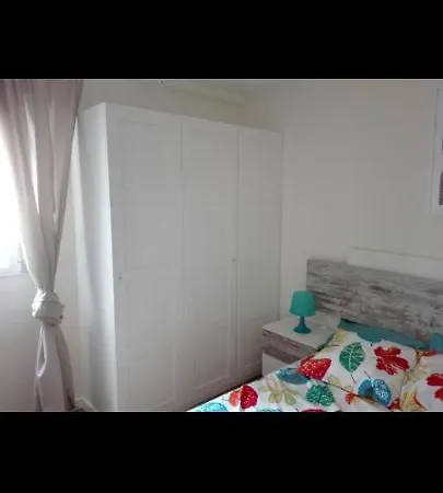Tranvia Beach Malvarrosa Guest house *