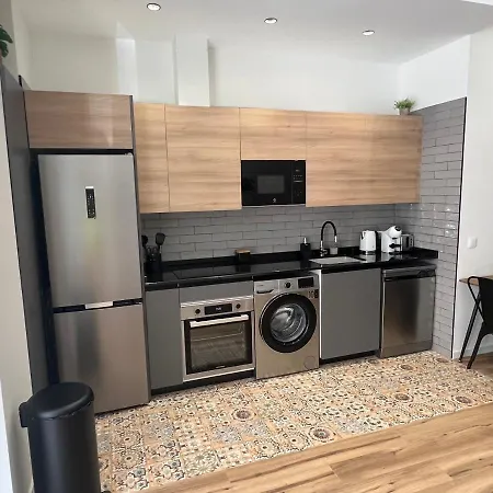 Beach Apartments Valencia Апартаменты *