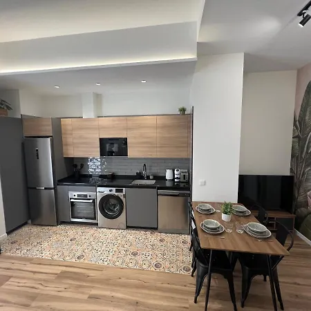 Beach Apartments Valencia Апартаменты *