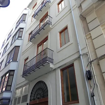 アパートホテル Catalina Downtown 4*
