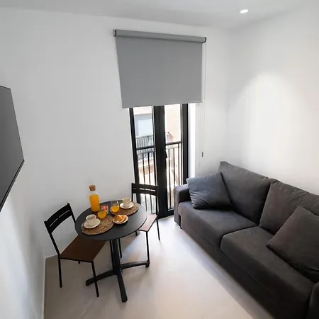 Suites Puerto Valencia By Bet Apartments מלון *
