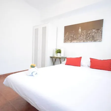 Apartamento En El Centro Con 3 Dormitorios Apartamento Valencia