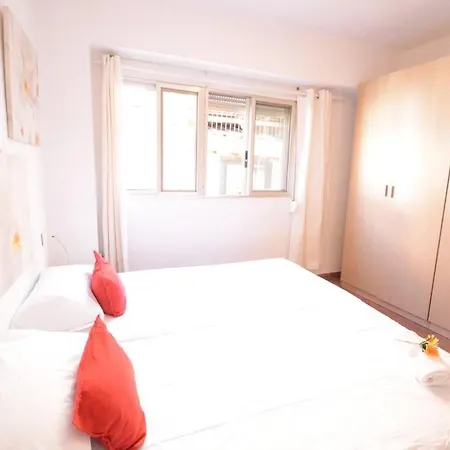 Apartamento En El Centro Con 3 Dormitorios