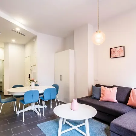 New And Modern With Comfy Beds Apartment Valencia