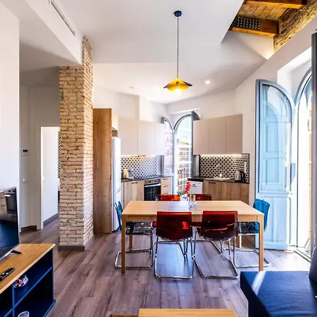 Brighthouse With Warm And Friendly Vibes * Valência