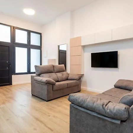10 Pax, Ac, Wifi Gratis, Ciudad Artes Y Ciencias Appartement