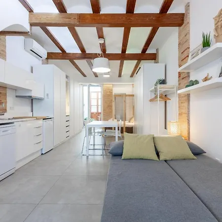 Apartup Arenas Апартаменты