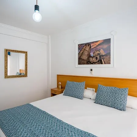 בית הארחה Hostal Rr Feria By Beleret ולנסיה