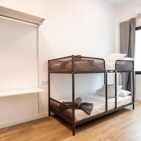 Appartement 10 Pax, Ac, Wifi Gratis, Ciudad Artes Y Ciencias Valencia