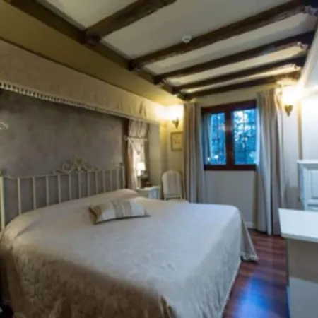 Hotel Masia De Lacy