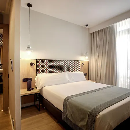 Catalonia Excelsior Hotell 4*