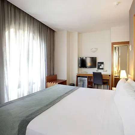 Catalonia Excelsior Hotell 4*