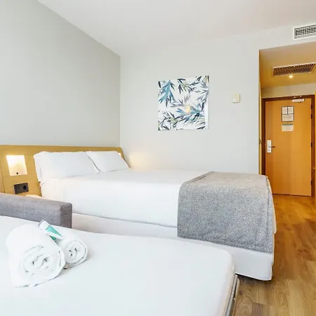 Ilunion 4 Hotel