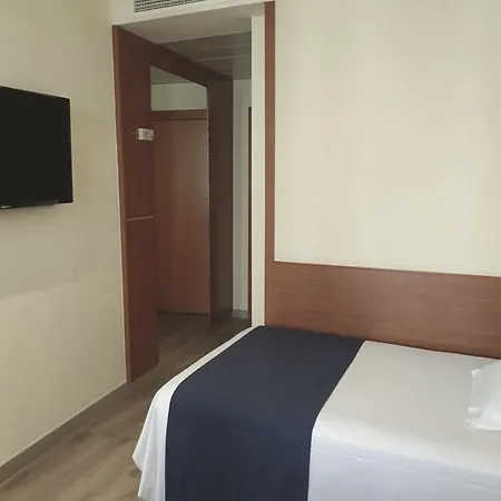 Отель Rh Sorolla Centro 3*