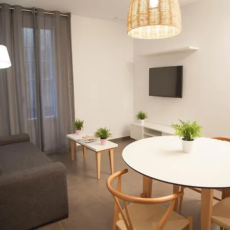 Flats Friends Soho Suites *