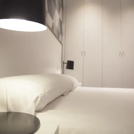 Flats Friends Soho Suites Apartment