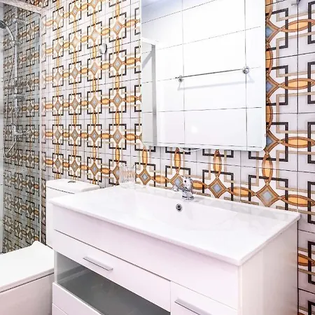 Quality With Homely Decor Valenza