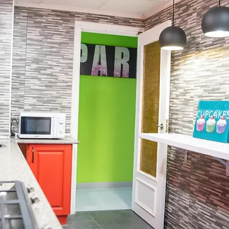 Beautiful Very Close And Metro Apartment Valencia