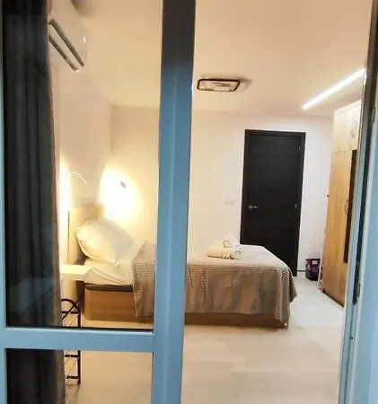 Oasis Apartment