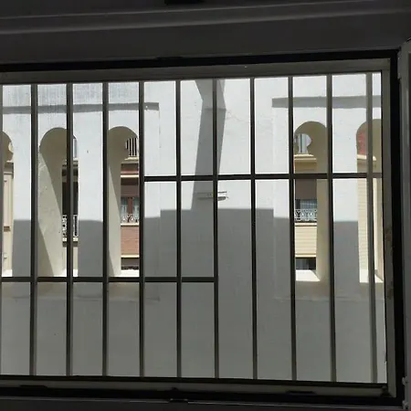 Atico De Lujo Frente Mercado Colon Only Adults Apartment