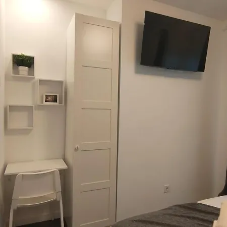 Pensjonat Small And Cozy - G10