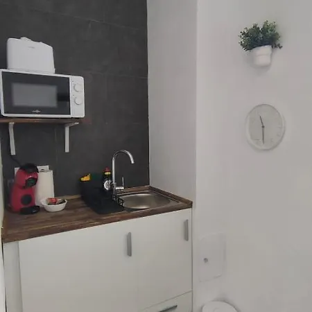 Small And Cozy - G10 Walencja