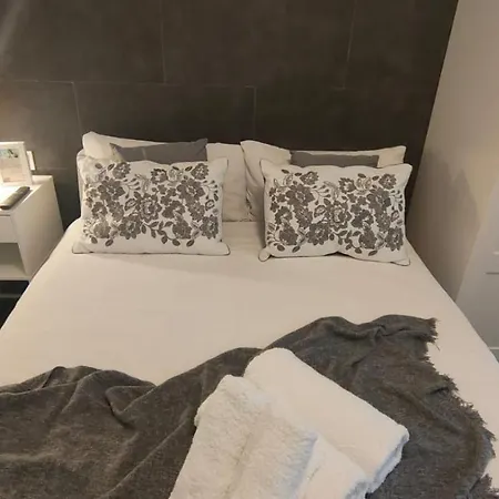 Small And Cozy - G10 * Walencja