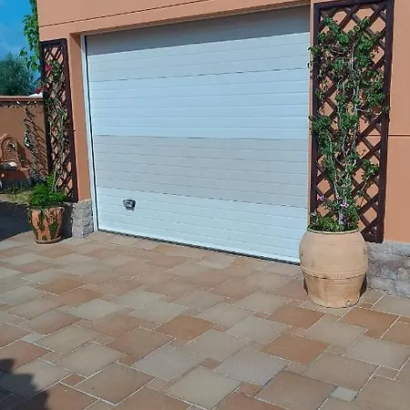 Almarda Luxury Villa *