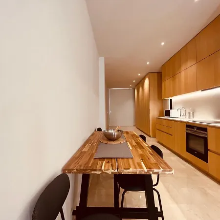 Bet - Market Apartment