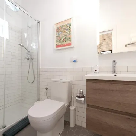 Beautiful In Botanic Apartment *