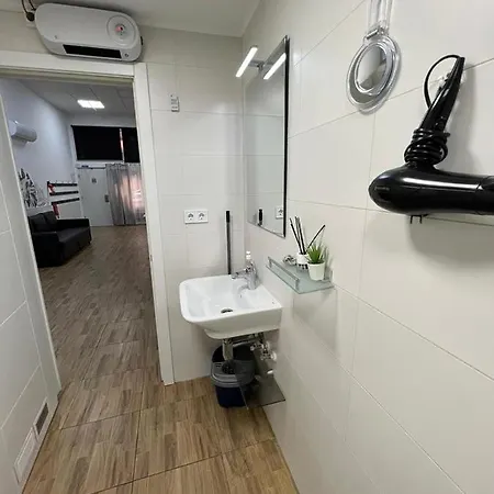 Otel Nou Benicalap Luxury Apart Valensiya