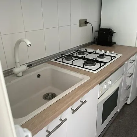 Con Vistas Al Mar A Pocos Metros De La Playa *