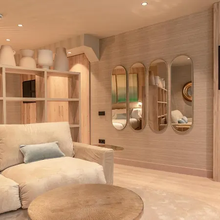 The Valentia Corretgeria 4* ולנסיה