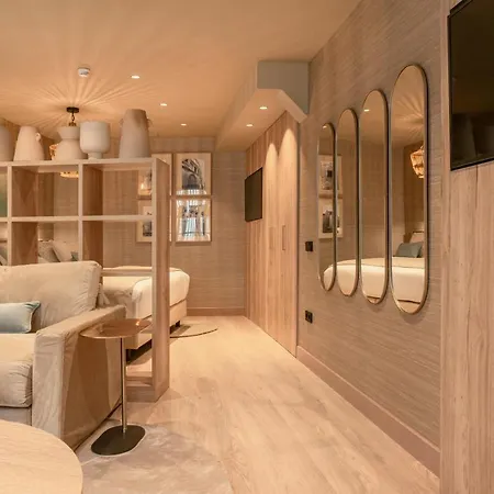 فندق The Valentia Corretgeria 4*