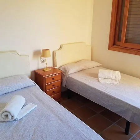 Adosado En La Playa De El Perellonet Con Piscina, Pista Tenis